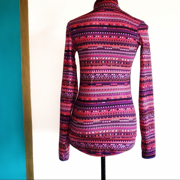 Nike Pro Dri-Fit Aztec Print Pullover - Picture 5 of 8